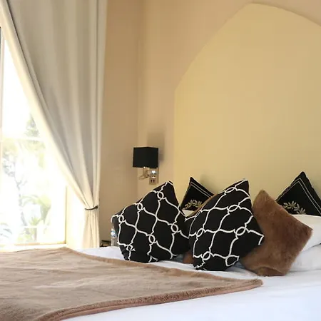 Otel La Mauresque 5*